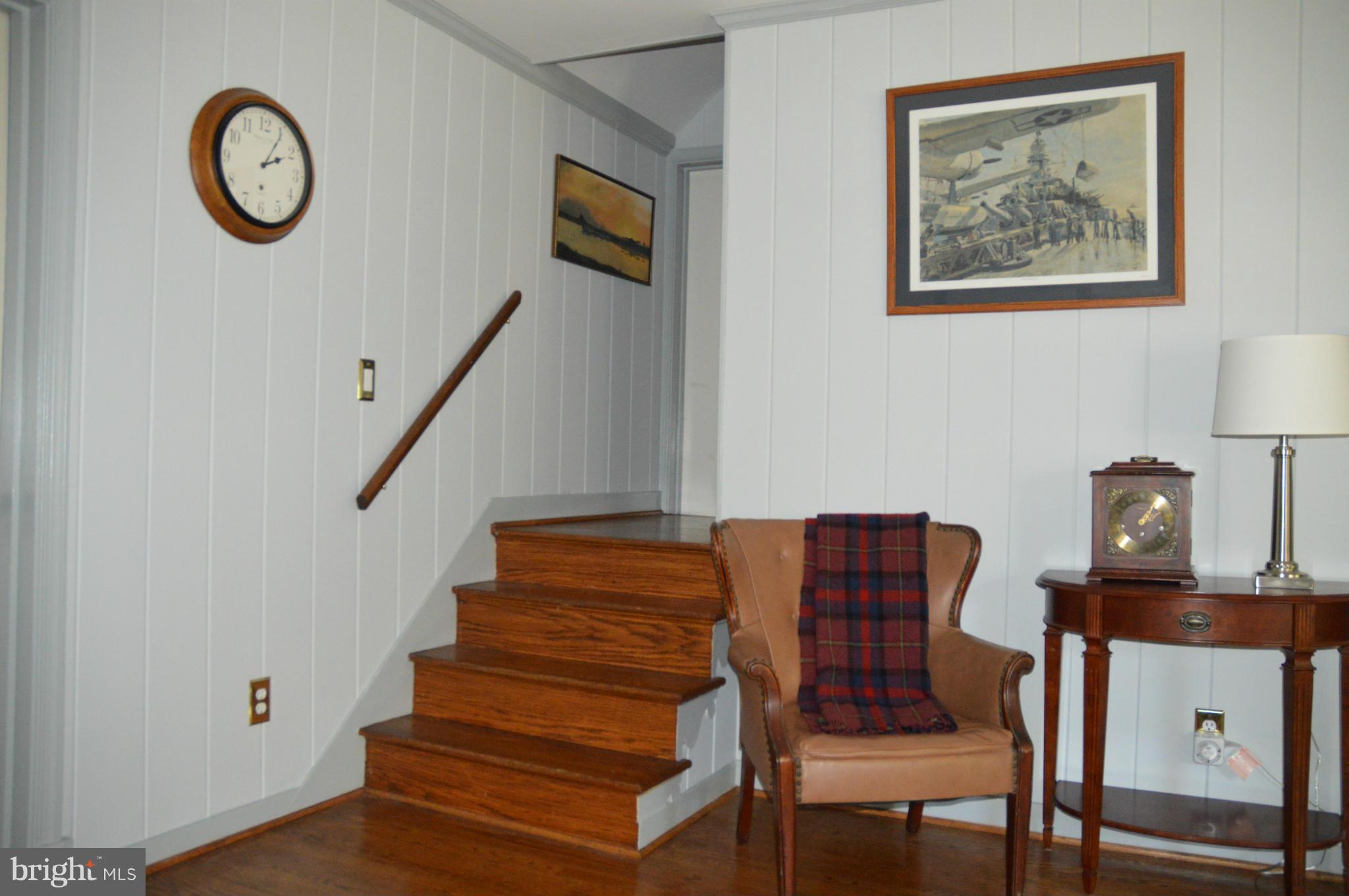 207 Patuxent Road Laurel, MD 20707 - Photo 5 of 30 Living Room