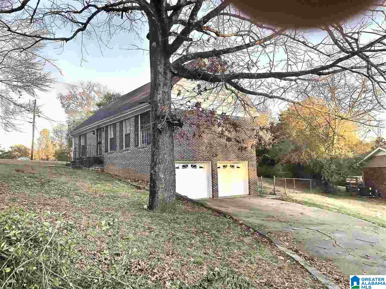 1613 6th Street Northwest Birmingham, AL 35215 - Photo 2 of 3