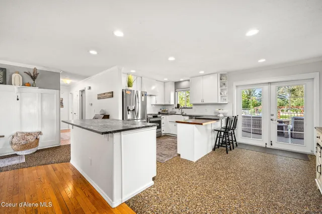 $995,000 | 7671 North 4th Street, Dalton Gardens, ID 83815