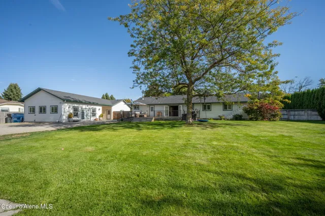 $995,000 | 7671 North 4th Street, Dalton Gardens, ID 83815