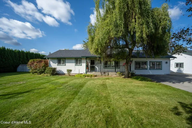 $995,000 | 7671 North 4th Street, Dalton Gardens, ID 83815