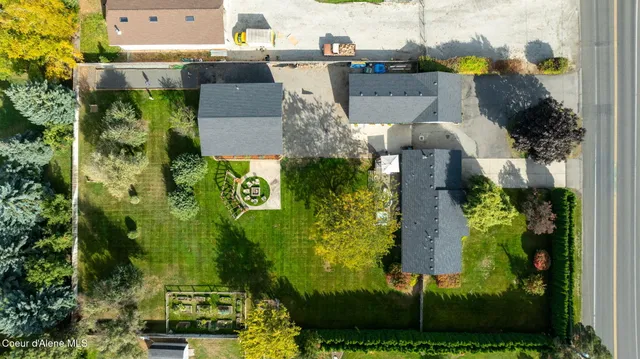 $995,000 | 7671 North 4th Street, Dalton Gardens, ID 83815