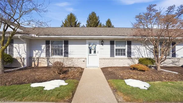 $190,000 | 721 Creekside Drive, Huron, OH 44839