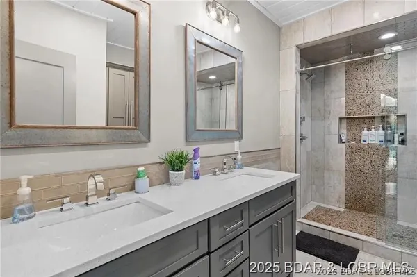 $1,500,000 | 2262 Brown Road, Van Buren, MO 63965