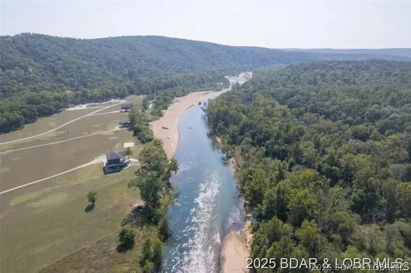 $1,500,000 | 2262 Brown Road, Van Buren, MO 63965