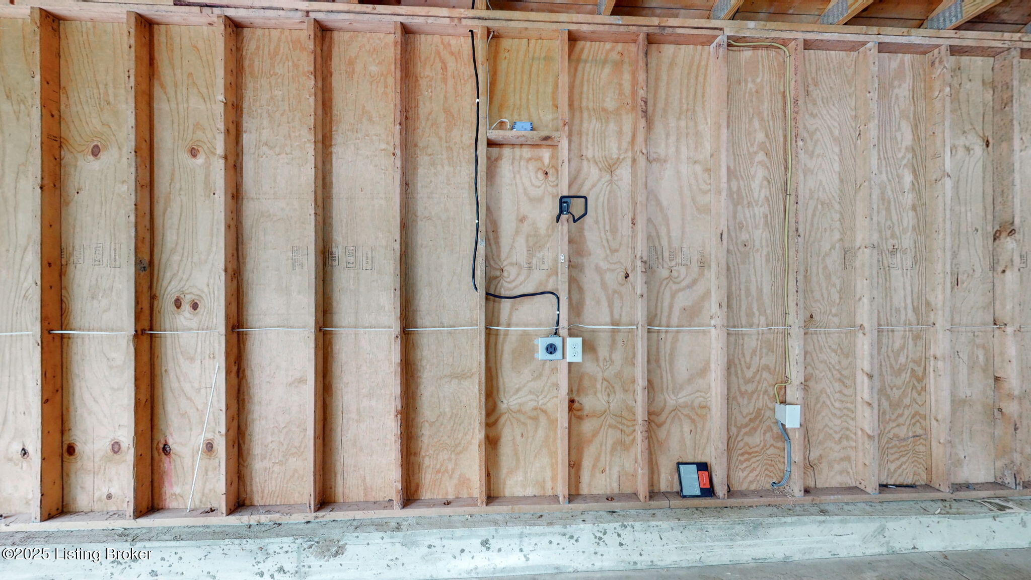5801 Billtown Road Louisville, KY 40299 - Photo 50 of 69 EV charger in large garage.