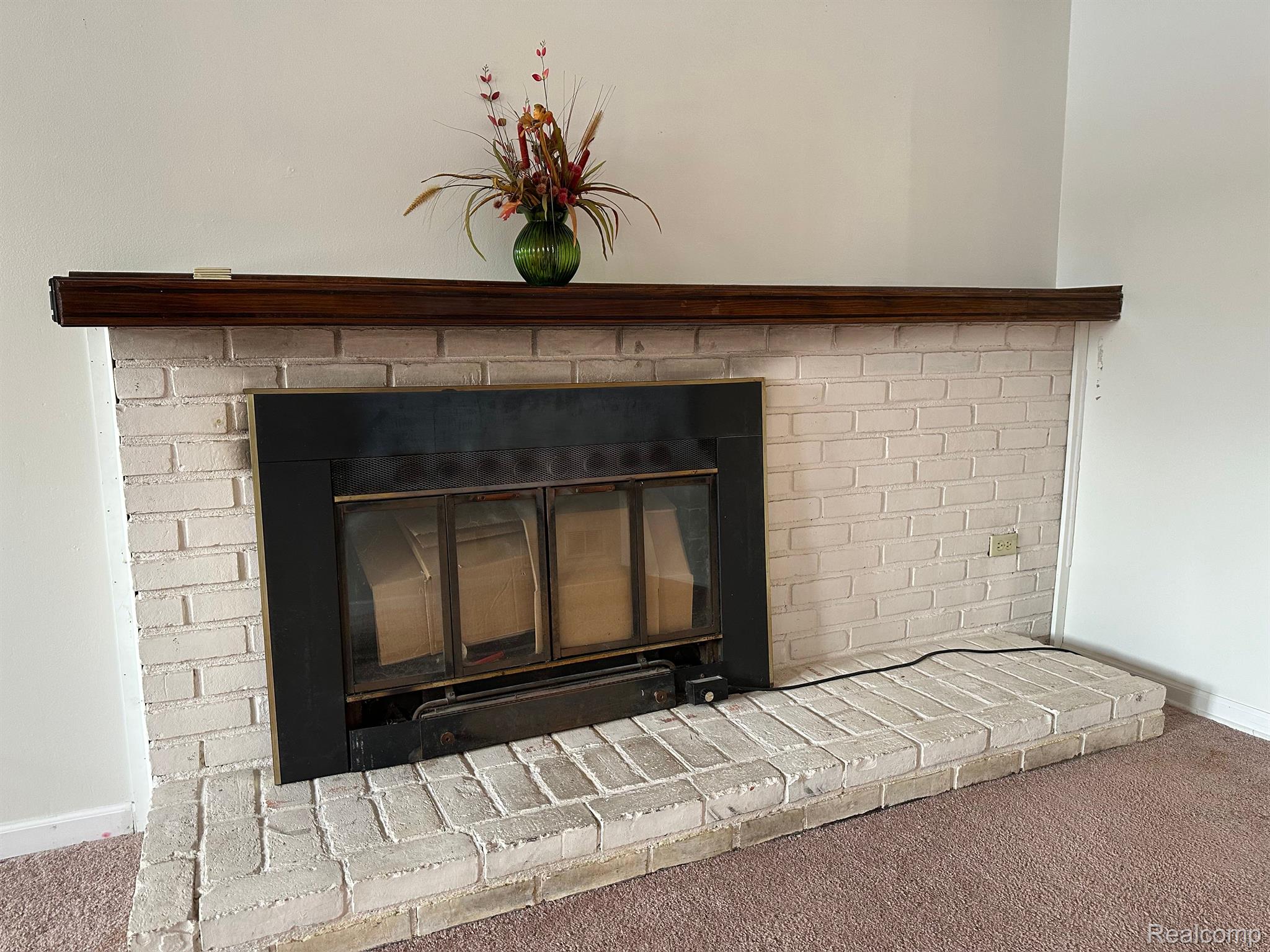 2558 North Trail Road Walled Lake, MI 48390 - Photo 10 of 40 Gallery Image 10
