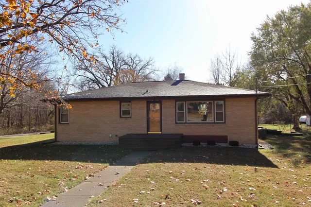 $249,900 | 2606 West Liberty Avenue, Beloit, WI 53511