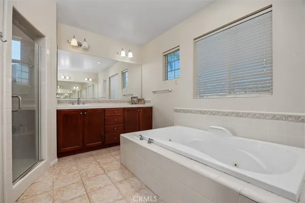 $1,148,900 | 2381 Douglaston Glen, Escondido, CA 92026