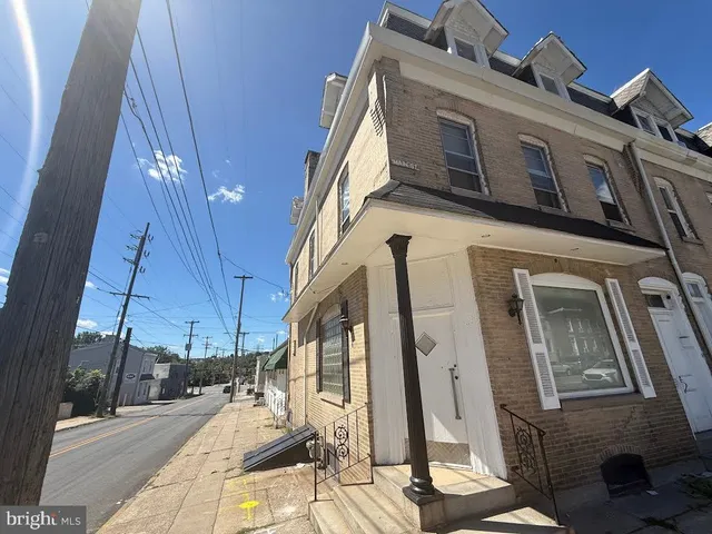 $319,000 | 574 East Main Street, Norristown, PA 19401