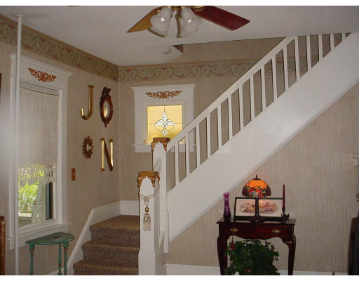 72 Somerset Street Springfield, MA 01108 - Photo 11 of 19 Gallery Image 11