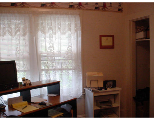 72 Somerset Street Springfield, MA 01108 - Photo 17 of 19 Gallery Image 17
