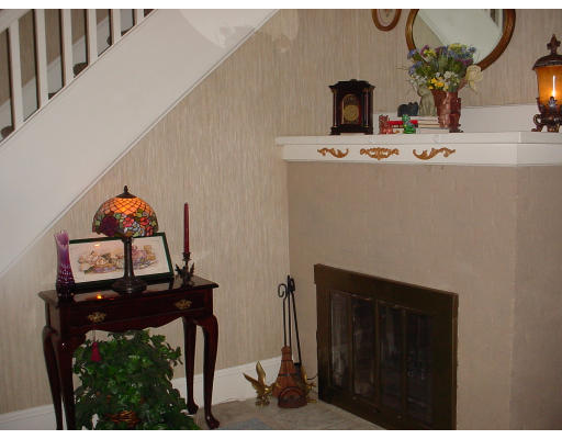 72 Somerset Street Springfield, MA 01108 - Photo 9 of 19 Gallery Image 9