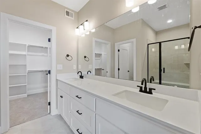 $499,900 | 25015 West 94th Terrace, Lenexa, KS 66227