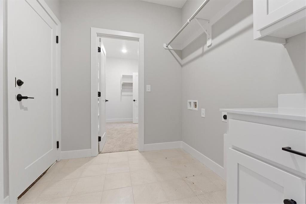 25015 West 94th Terrace Lenexa, KS 66227 - Photo 17 of 39