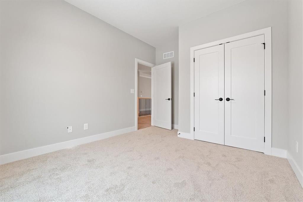 25015 West 94th Terrace Lenexa, KS 66227 - Photo 19 of 39