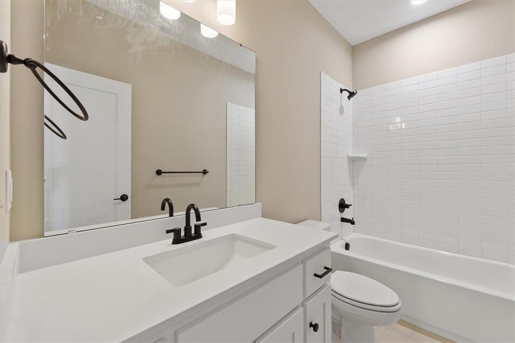 25015 West 94th Terrace Lenexa, KS 66227 - Photo 20 of 39