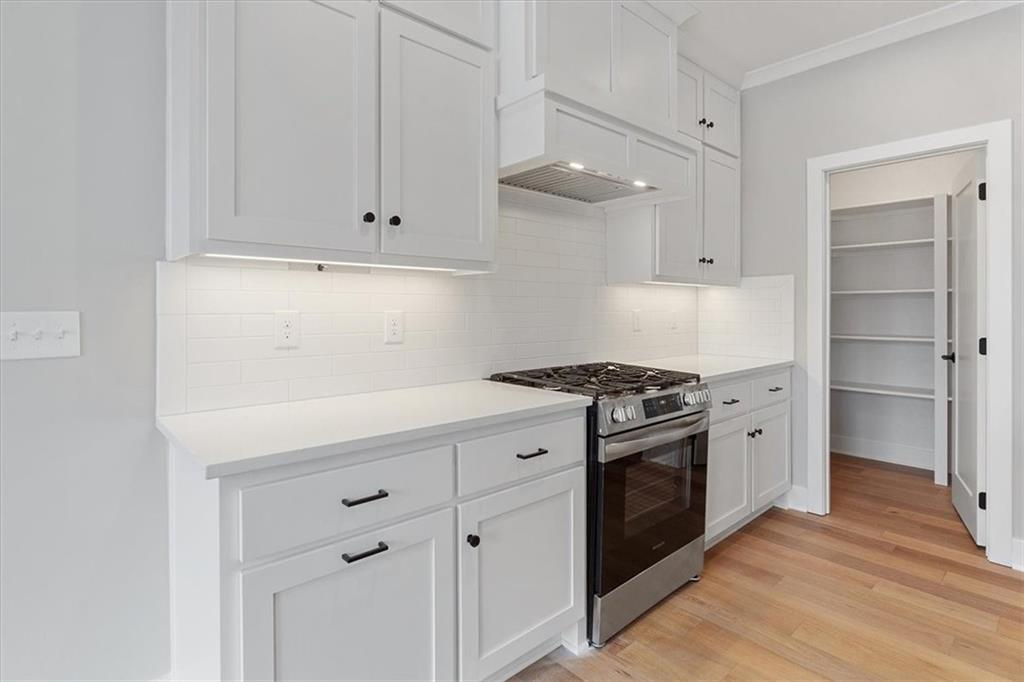 25015 West 94th Terrace Lenexa, KS 66227 - Photo 10 of 39