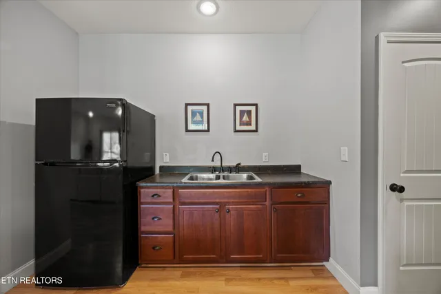 $1,250,000 | 121 Hidden Lane, La Follette, TN 37766