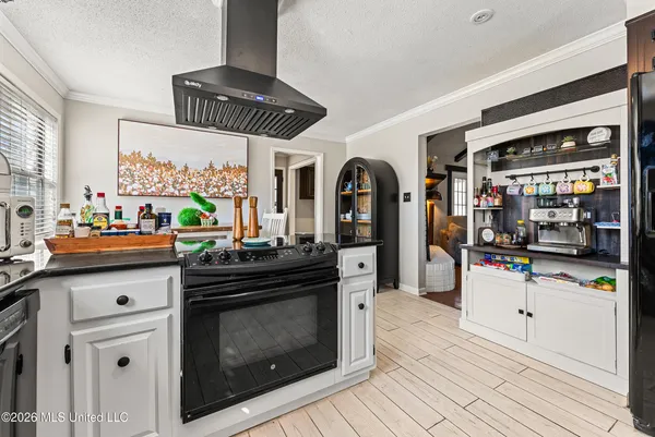 $310,000 | 231 Hickory Lane, Batesville, MS 38606