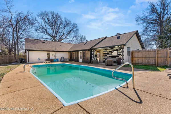 $310,000 | 231 Hickory Lane, Batesville, MS 38606