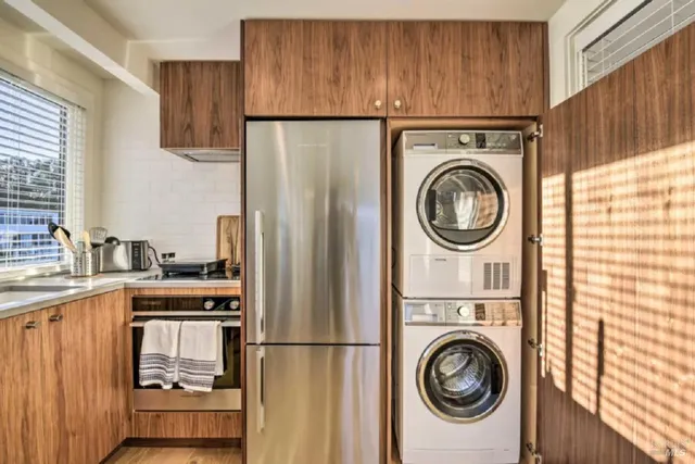 $1,747,000 | 11 Commodore Marina Mill Valley, Mill Valley, CA 94941