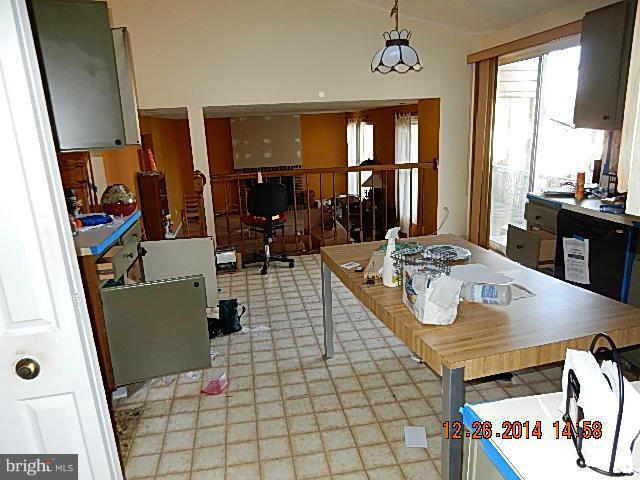4609 Panacea Road Baltimore, MD 21208 - Photo 4 of 9 Kitchen