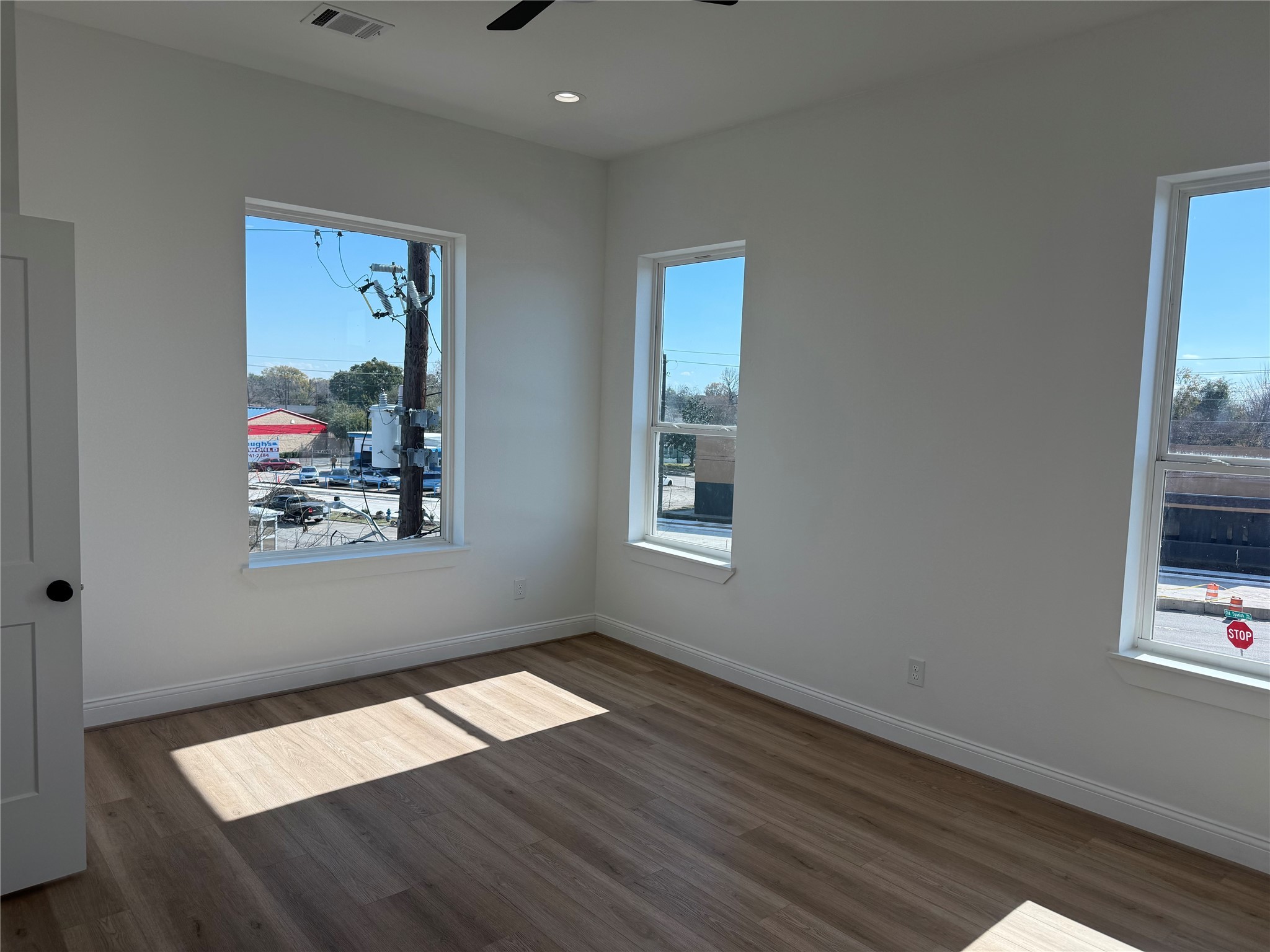 6350 Culberson Street Houston, TX 77021 - Photo 27 of 34 a view of wooden floor and workspace in a room