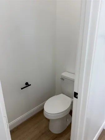 $2,400 | 6350 Culberson Street, Houston, TX 77021