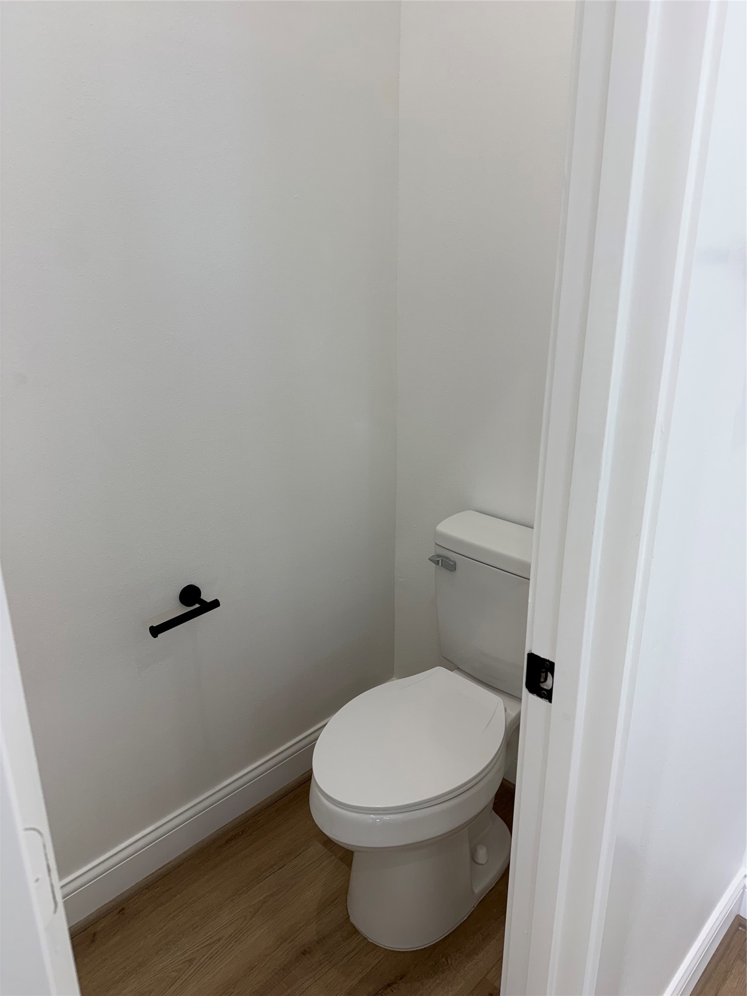 6350 Culberson Street Houston, TX 77021 - Photo 33 of 37 a white toilet sitting next to a shower