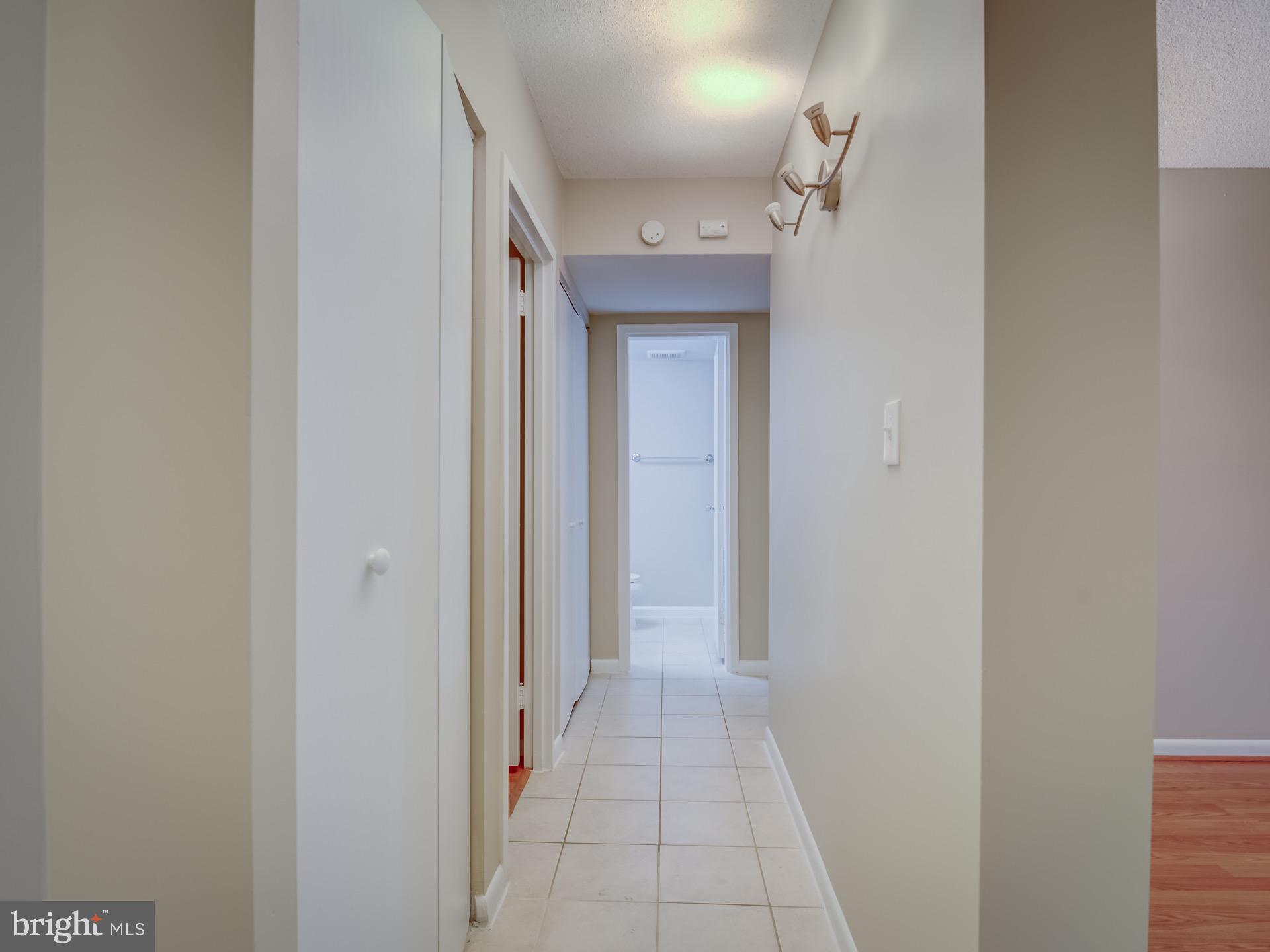 2243 Castle Rock Square, Unit 1B Reston, VA 20191 - Photo 3 of 20 Gallery Image 3