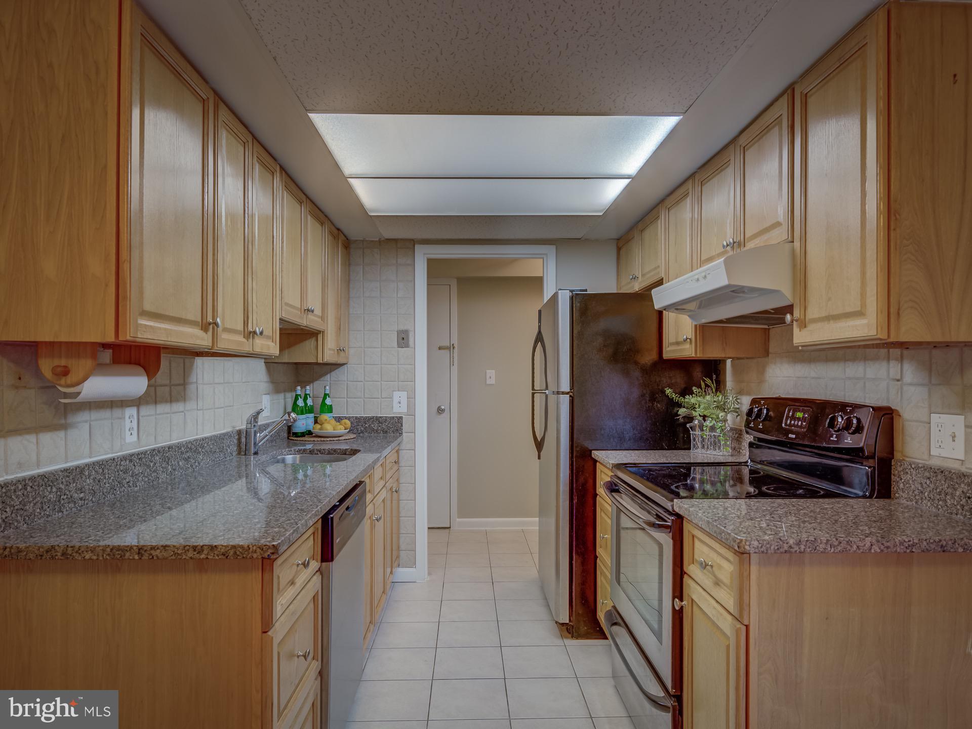 2243 Castle Rock Square, Unit 1B Reston, VA 20191 - Photo 4 of 20 Gallery Image 4
