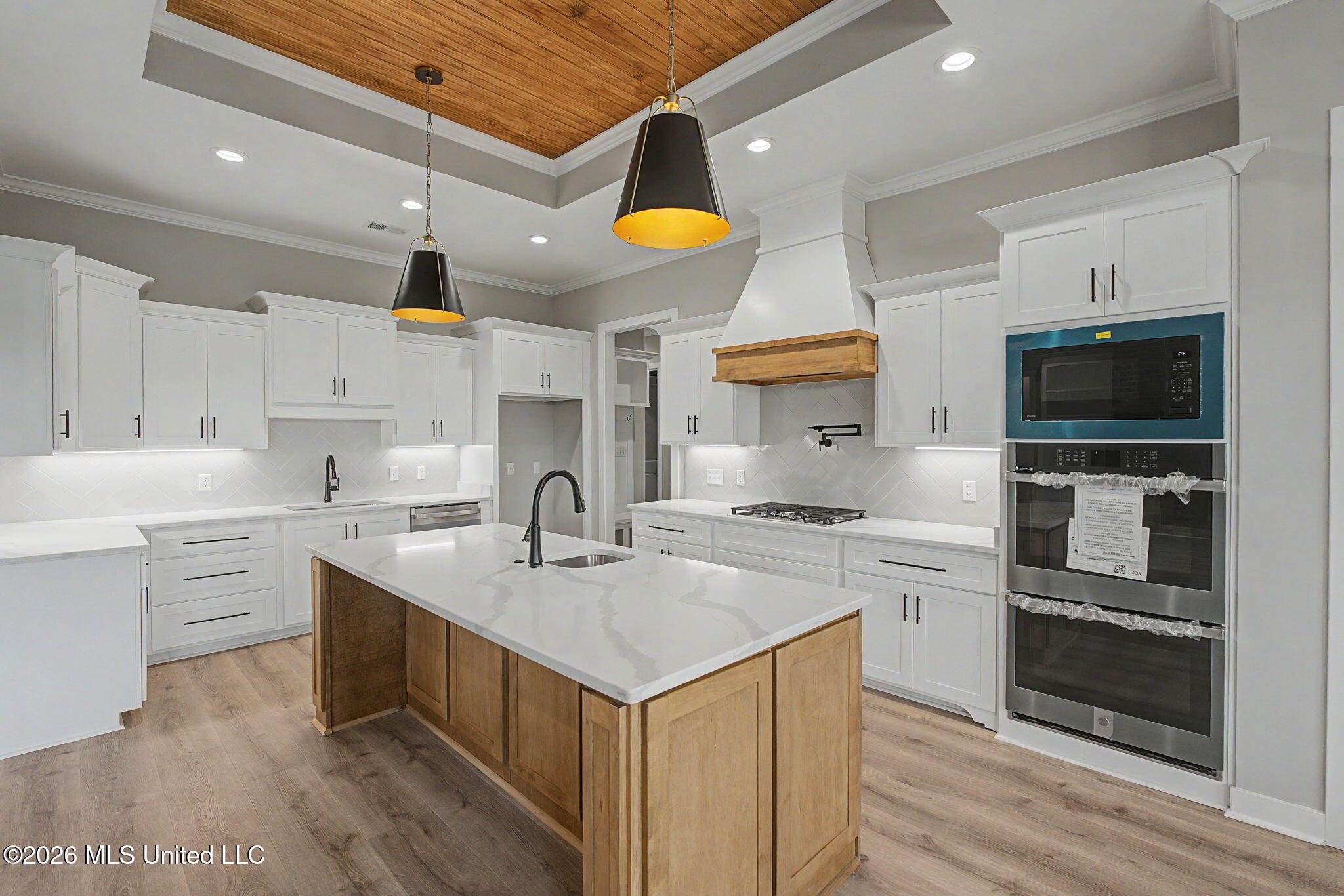 2382 Lauren Way Hernando, MS 38632 - Photo 8 of 33 Kitchen