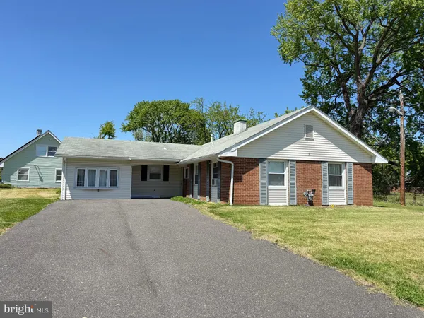 $2,500 | 1 Pinetree Lane, Willingboro, NJ 08046