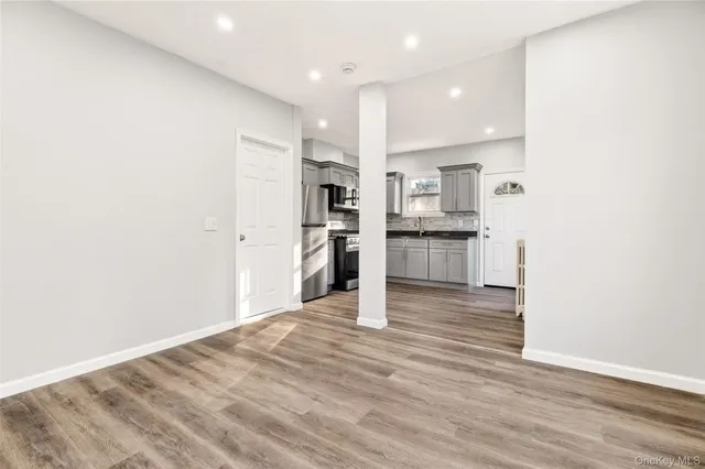 $2,300 | 21 Elysian Avenue, Unit C, Nyack, NY 10960