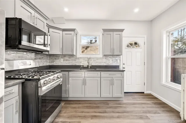 $2,300 | 21 Elysian Avenue, Unit C, Nyack, NY 10960