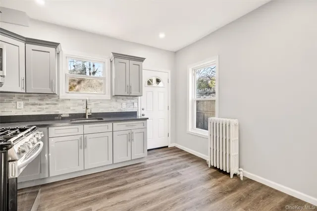 $2,300 | 21 Elysian Avenue, Unit C, Nyack, NY 10960