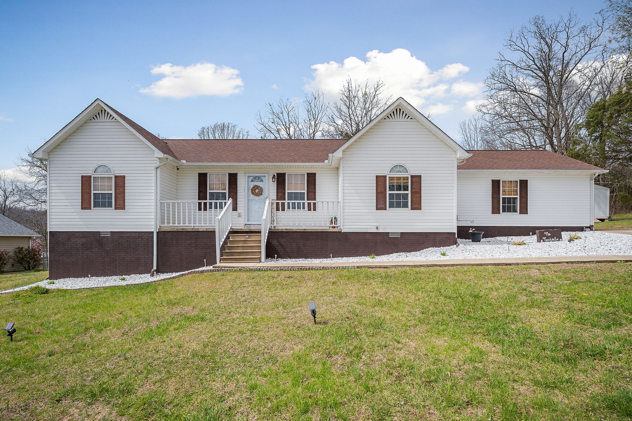 a house view with a outdoor space