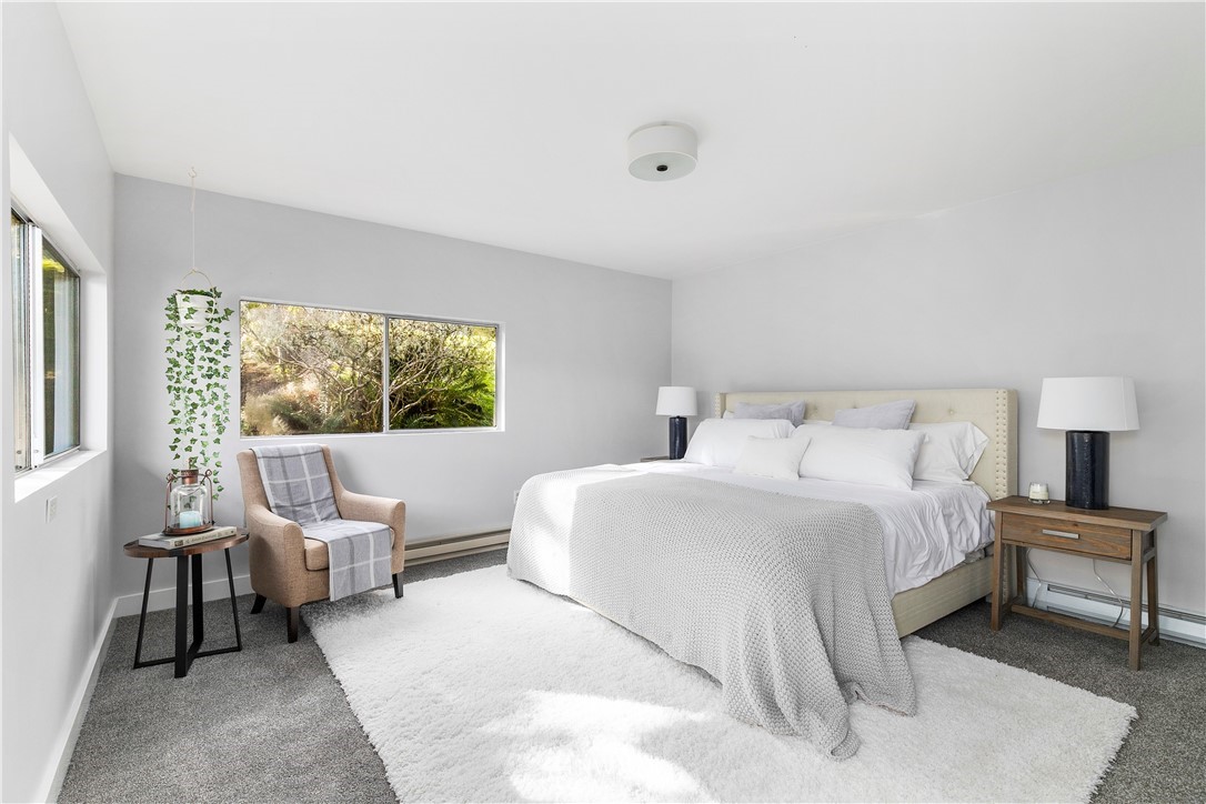 14422 Glen Acres Road Southwest Vashon, WA 98070 - Photo 14 of 30 Gallery Image 14