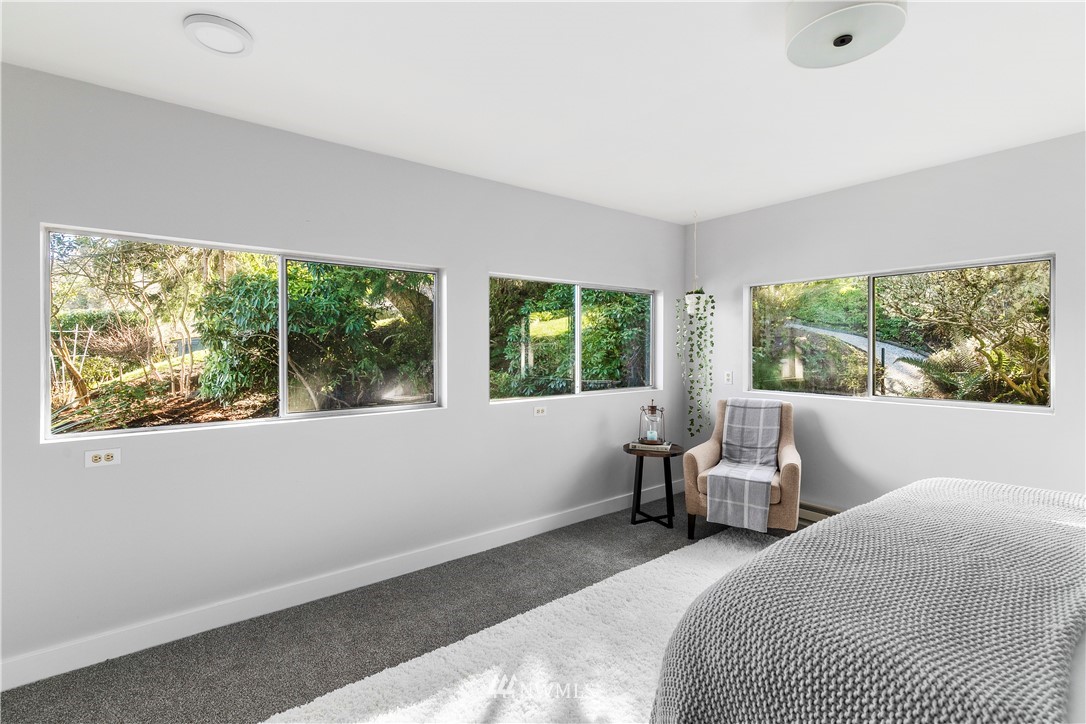 14422 Glen Acres Road Southwest Vashon, WA 98070 - Photo 15 of 30 Gallery Image 15