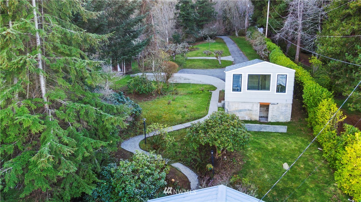 14422 Glen Acres Road Southwest Vashon, WA 98070 - Photo 3 of 30 Gallery Image 3