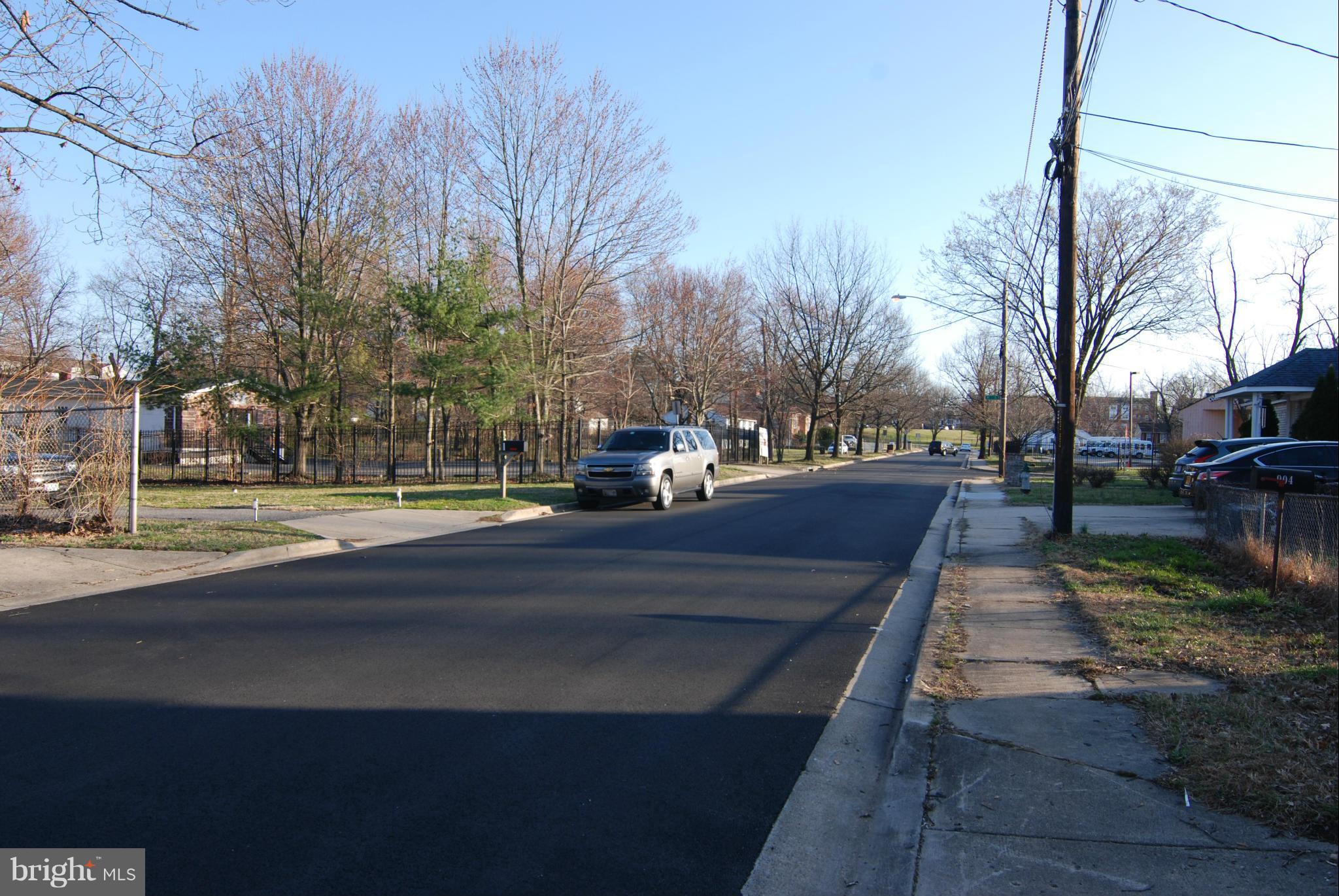 907 Cypresstree Drive Capitol Heights, MD 20743 - Photo 4 of 4