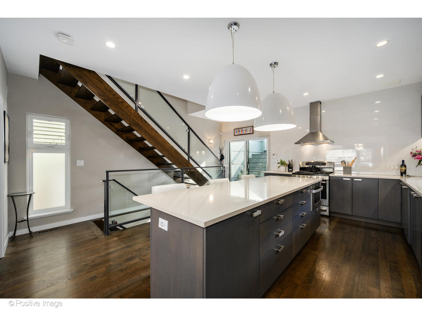 1320 North Moorman Street Chicago, IL 60622 - Photo 11 of 30