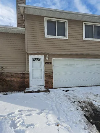 $215,900 | 6232 64th Avenue North, Brooklyn Park, MN 55429