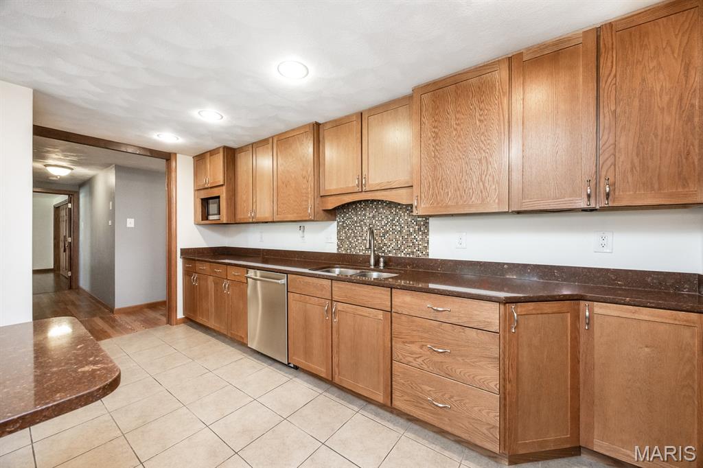 1101 Old Baldwin Road New Athens, IL 62264 - Photo 15 of 46