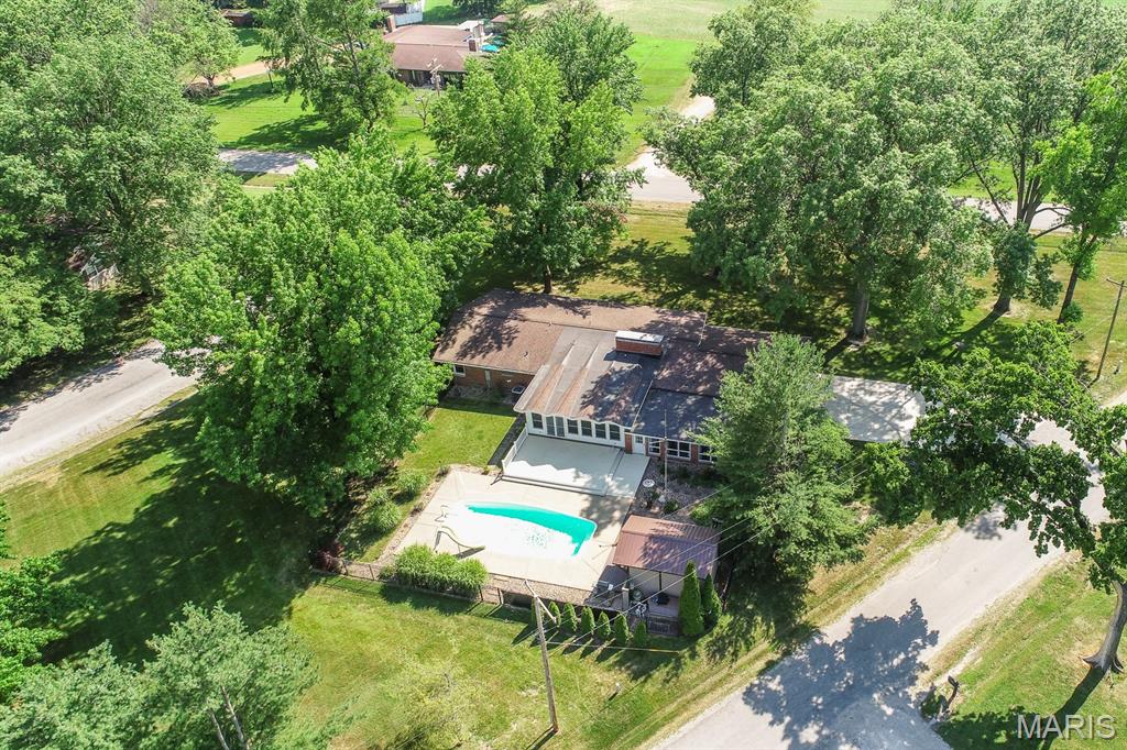 1101 Old Baldwin Road New Athens, IL 62264 - Photo 3 of 46