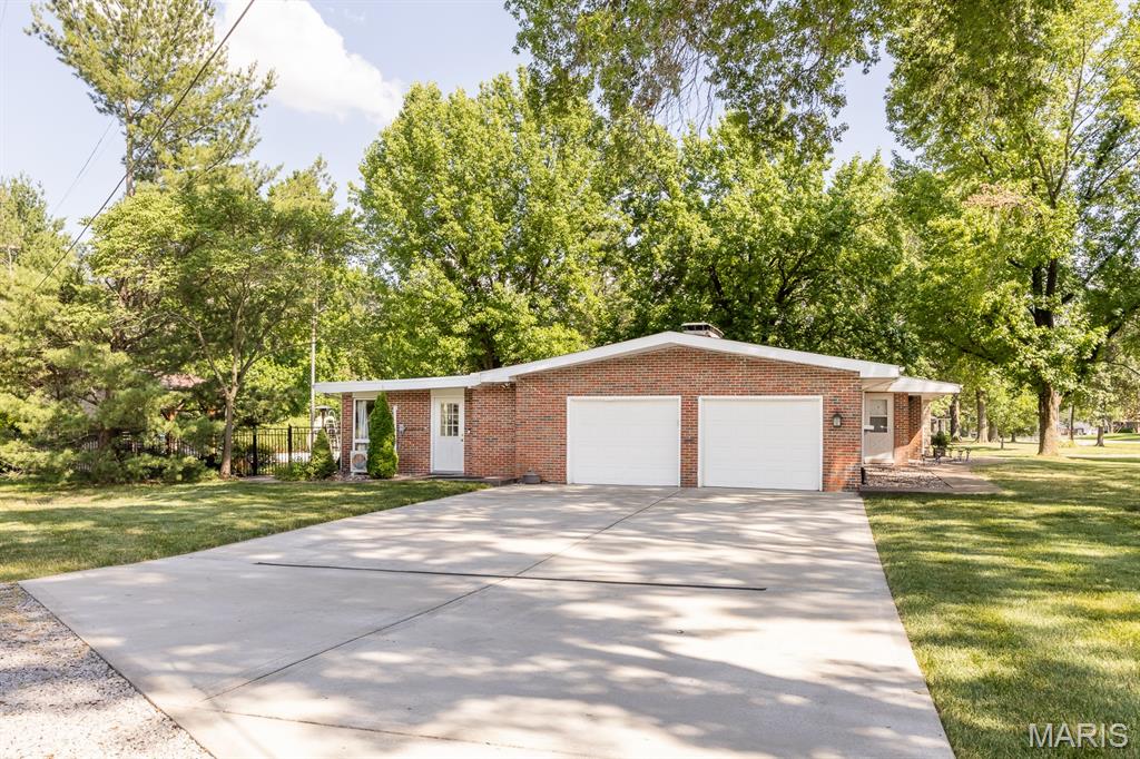 1101 Old Baldwin Road New Athens, IL 62264 - Photo 42 of 46