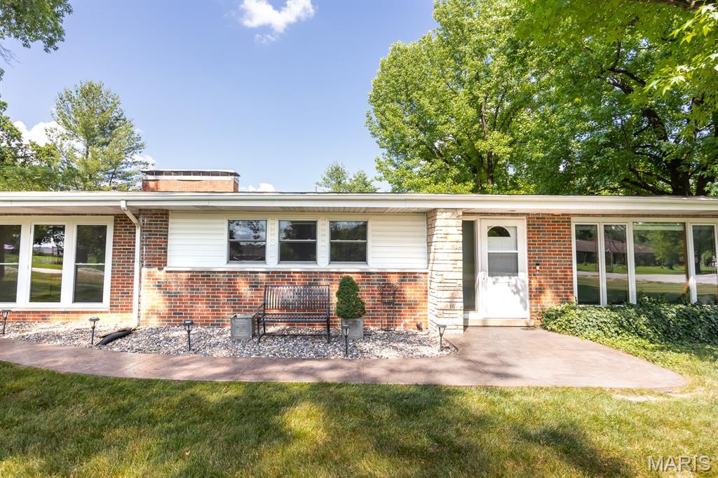 1101 Old Baldwin Road New Athens, IL 62264 - Photo 7 of 46