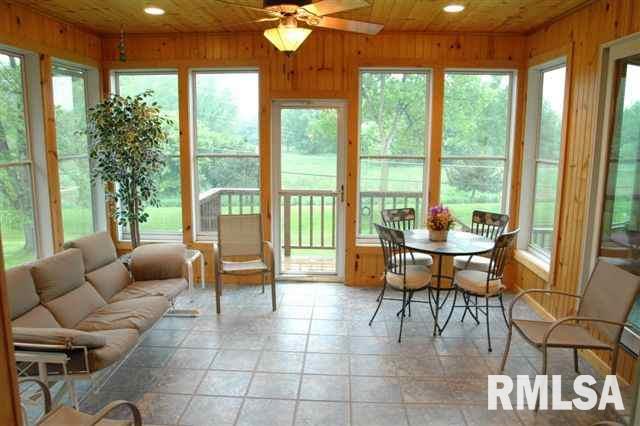 2847 Fairhaven Road Davenport, IA 52803 - Photo 7 of 9 Gallery Image 7