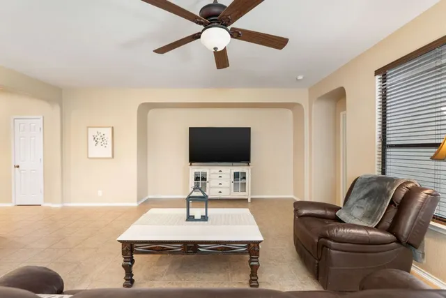 $275,000 | 366 Matthews Lane, Kyle, TX 78640